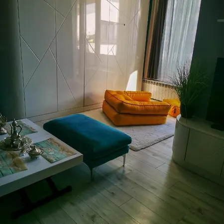 Luxury Alix ブルガス