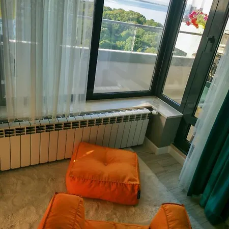 アパート Luxury Alix ブルガス