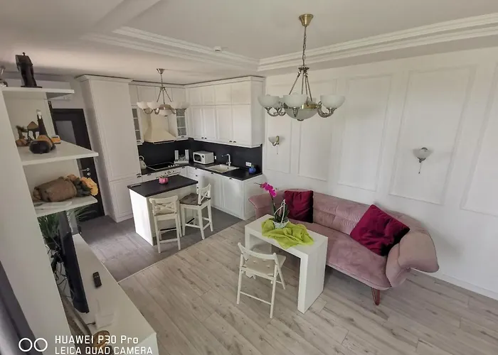 Luxury Alix * Burgasz