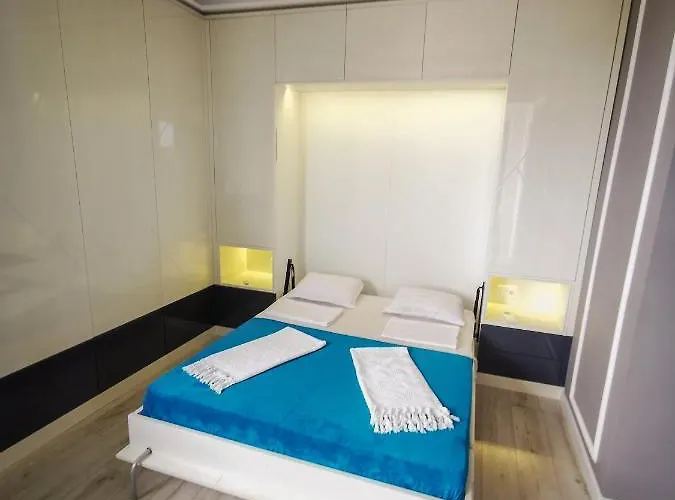 Luxury Alix Apartman