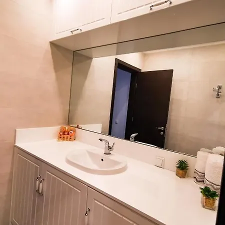 Luxury Alix * Burgas City